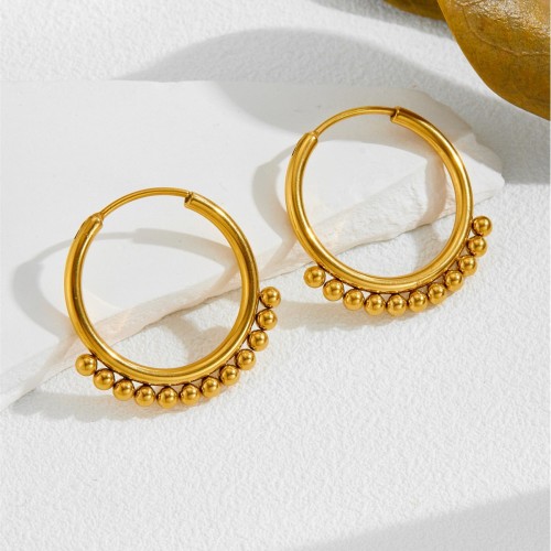 European and American fashion stainless steel earrings, round small steel ball ear clasps, trendy and unique plain hoop earrings, autumn and winter ear accessories