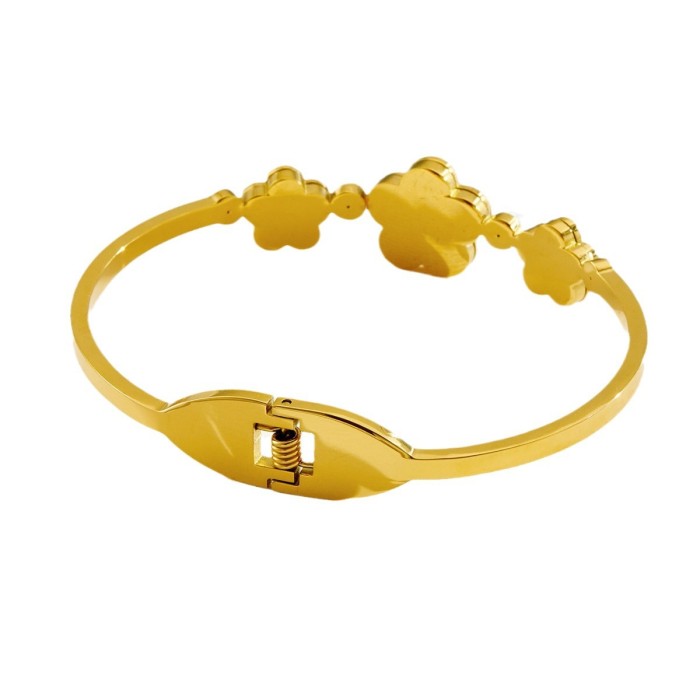 Cross-border best-selling titanium steel bracelet for women, five-leaf flower imitation shell, non-fading, versatile bracelet, trendy, light luxury, high-end jewelry