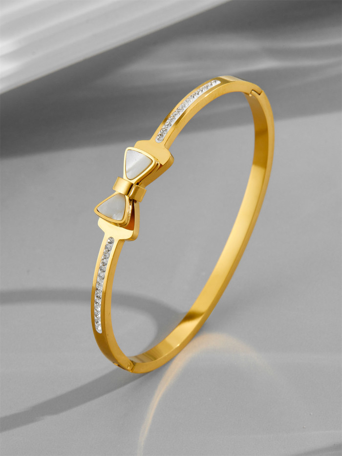 French-style cute double-layer three-dimensional imitation white shell bow clasp titanium steel bracelet for women, simple and fashionable, does not fade