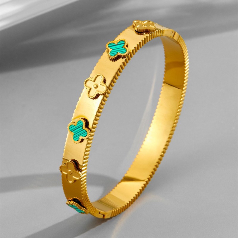 Hot-selling new floral stainless steel bracelet for women, 7-color three-dimensional mother-of-pearl four-leaf flower bracelet with a high-end feel, direct sales