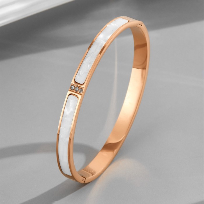 Non-fading titanium steel bracelet, European and American INS style, light luxury, minimalist, cross-border mother-of-pearl stainless steel bracelet jewelry