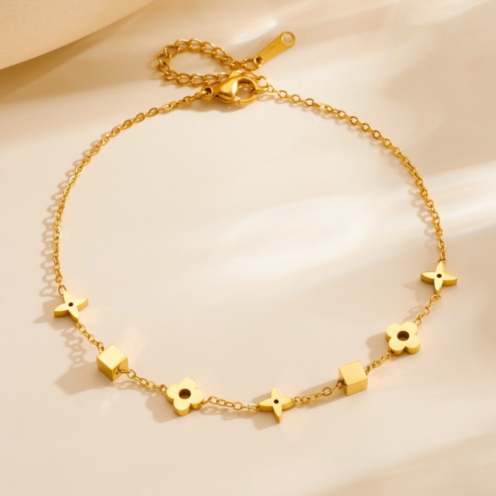 Summer 2025 New Luxury Niche Girls' High-End 18K Gold Titanium Steel Anklet for Women, Non-Fading Foot Chain Wholesale
