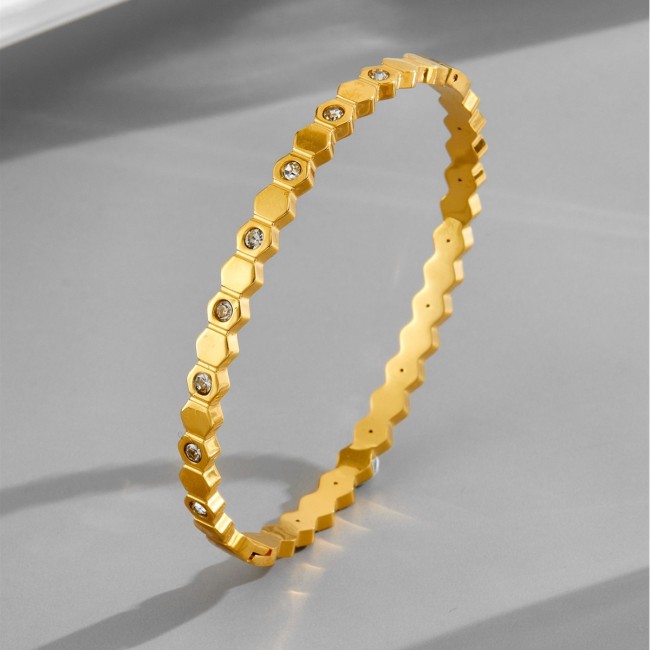 【Full Titanium Steel】New European and American cross-border style non-fading high-end bracelet for women, fashionable wristband, in-stock wholesale