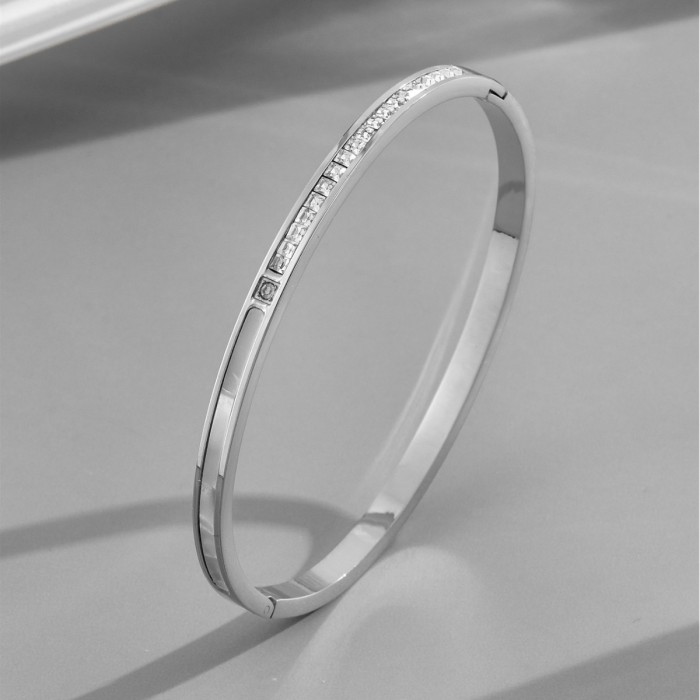 Starry Sky Non-Fading Bracelet for Women, European and American Business Style Stainless Steel Clasp, Gift for Best Friend, Wholesale Jewelry