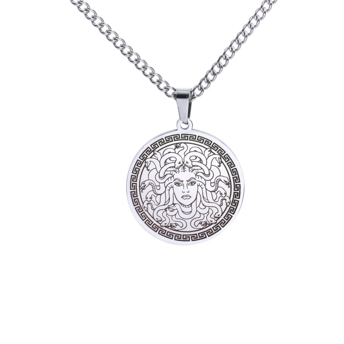 Best-selling in Europe and America, stainless steel ancient Greek mythology Medusa snake pendant necklace, vintage punk men's necklace