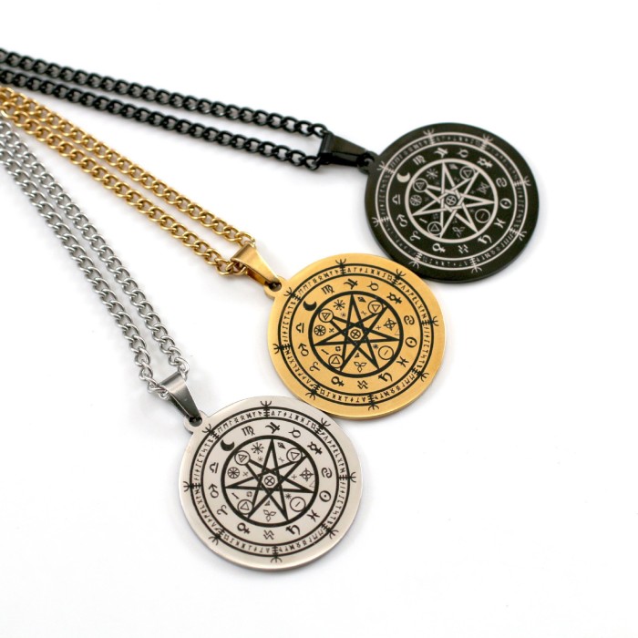 European and American cross-border best-selling witchcraft protection necklace for men, stainless steel 12 zodiac round pendant moon time wheel necklace