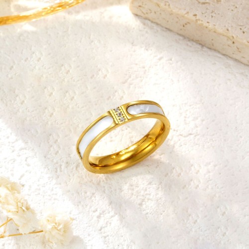 White mother-of-pearl three-diamond titanium steel ring for women, niche light luxury design, fashionable and high-end, non-fading ring wholesale