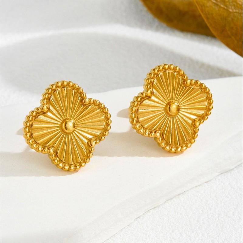 New dopamine flower earrings that do not fade, high-end women's summer personalized simple accessories, lucky flower titanium steel earrings