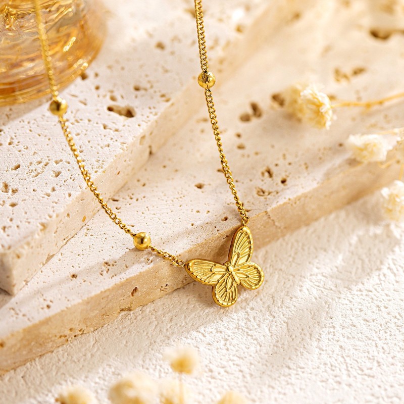 Butterfly European and American cross-border new vintage new Chinese style light luxury gift 18K gold-plated titanium steel trendy jewelry
