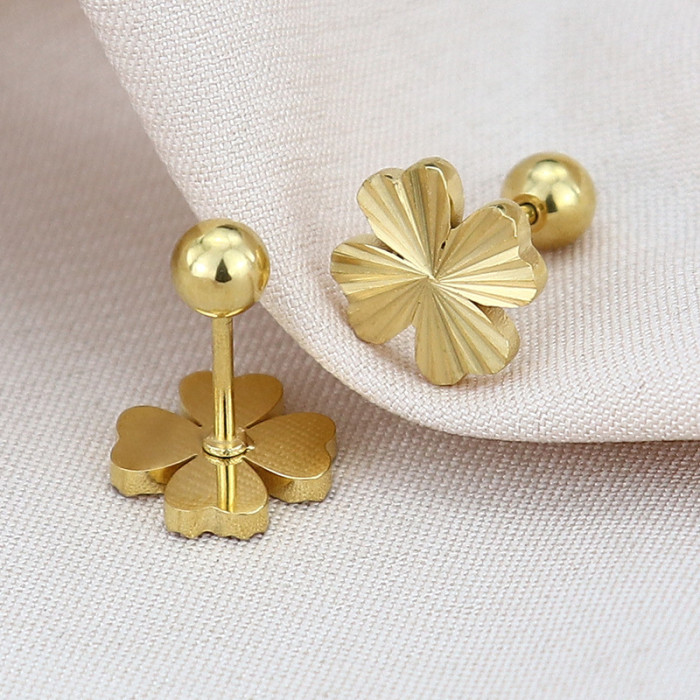 Titanium steel four-leaf clover earrings for women, simple and stylish niche design earrings, versatile metal ear cuffs for European and American commuting