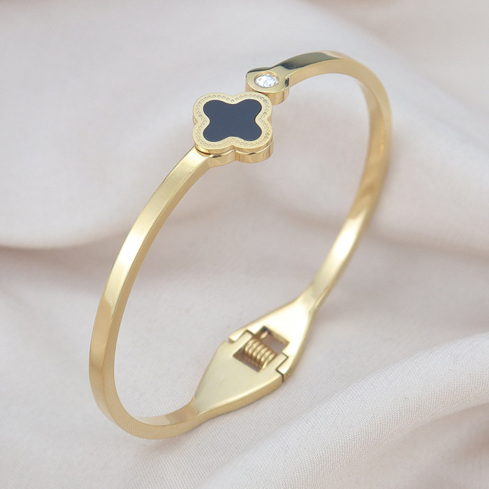 Korean-style fashion four-leaf clover titanium steel bracelet for women, simple and elegant rose gold open bangle, stainless steel non-fading accessory