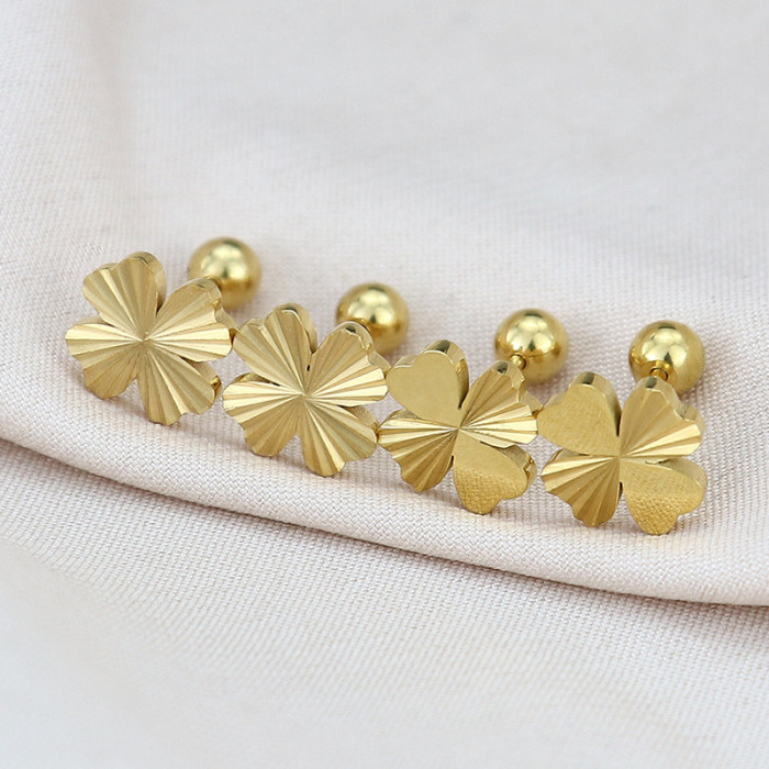 Titanium steel four-leaf clover earrings for women, simple and stylish niche design earrings, versatile metal ear cuffs for European and American commuting