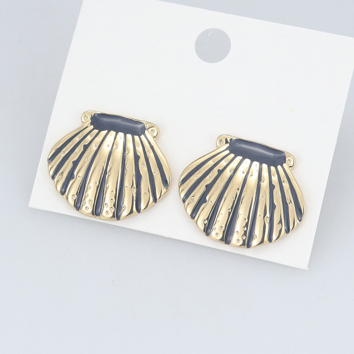 Scallop earrings for women, ocean style, 18K gold plated shell earrings, cross-border best-selling jewelry, new summer model