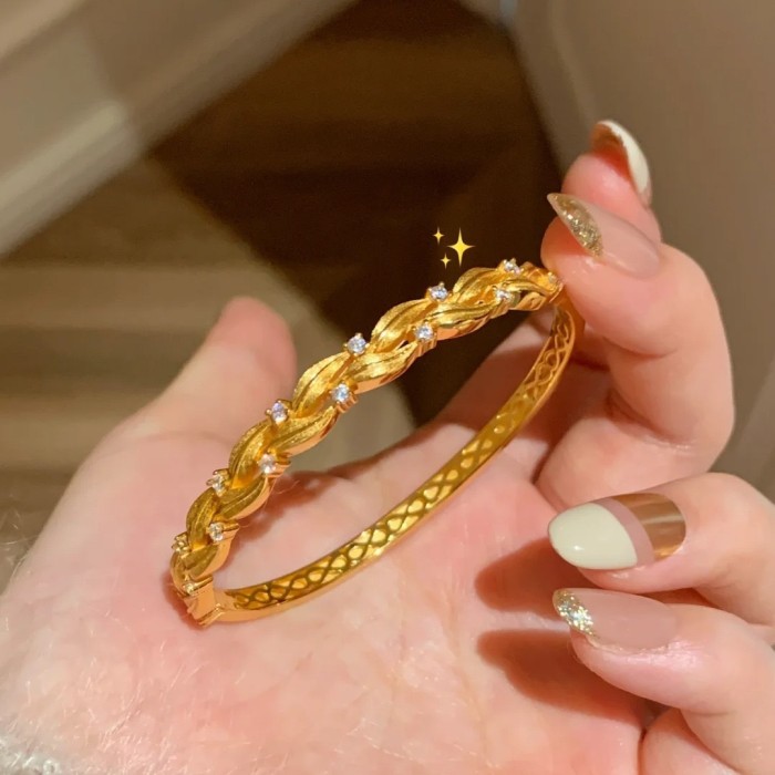 New Chinese-style brushed willow leaf bracelet, fashionable, light luxury, high-end feel, gold-plated, diamond-embellished tree leaf bracelet jewelry for women