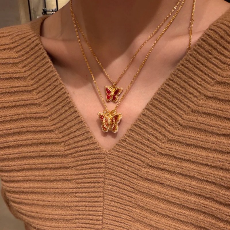 Palace-style enamel inlaid with diamonds and zircon, vintage resin filigree colorful butterfly pendant diamond necklace, elegant new Chinese style gold