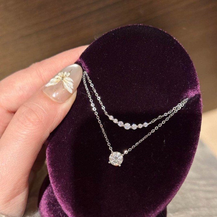 Moissanite smile necklace, fashionable and versatile, inlaid with zircon, collarbone chain, niche design, high-end feel for women