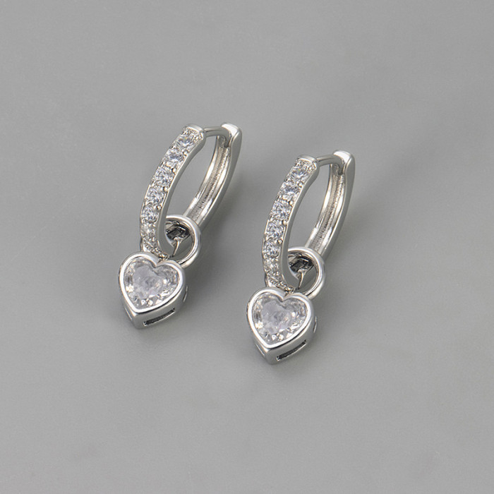 New Single Heart-shaped Zircon Earrings, Cute, Sweet, Fresh, Versatile, Everyday Fashion Women's Ear Accessories