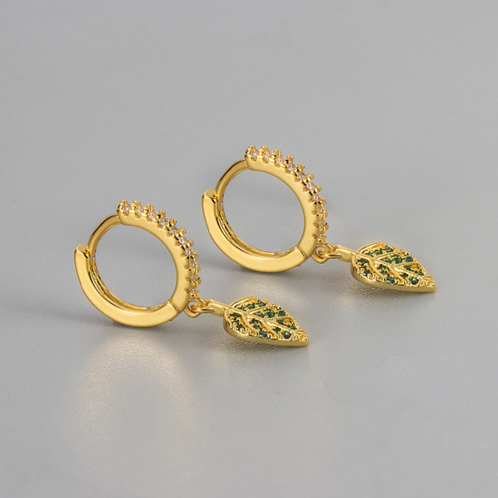 New Niche Design Fashion Light Luxury Green Stone Leaf Earrings Versatile High-end Earrings