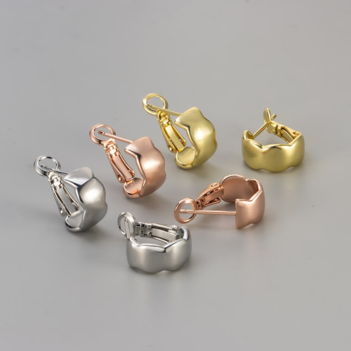 New Glossy Wide Earrings, Compact and Versatile for Daily Commuting, Stylish and Sophisticated Women's Earrings