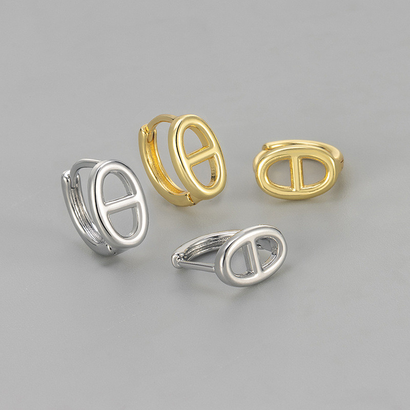 Pig-nose Earrings with a Light Luxury and High-end Feel, Unique French-style Simple and Exquisite Versatile Earrings