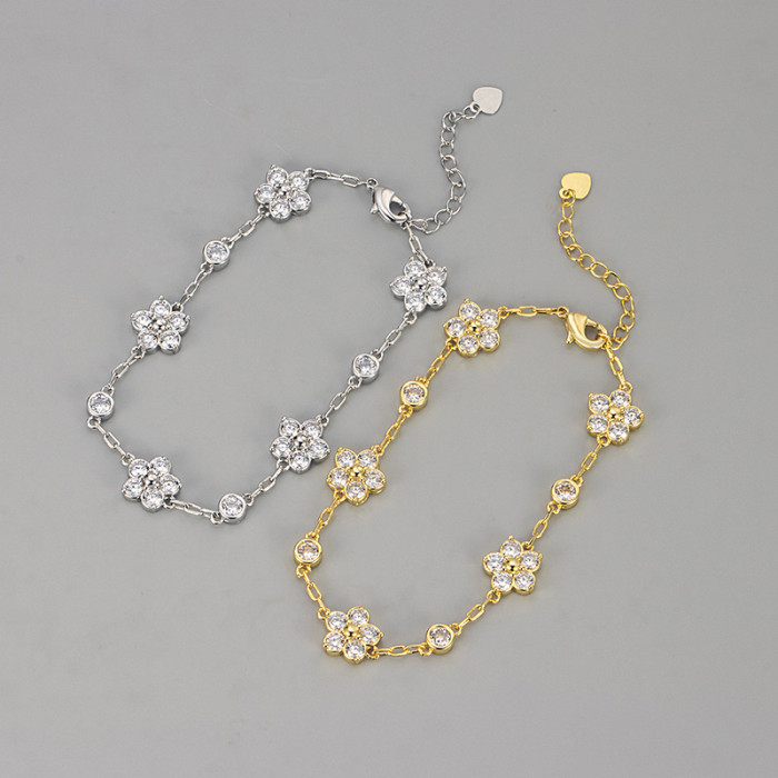 Fashion Flower Bracelet for Women, Light Luxury with Zircon Inlay, Four-leaf Flower, Exquisite and Versatile, High-en...