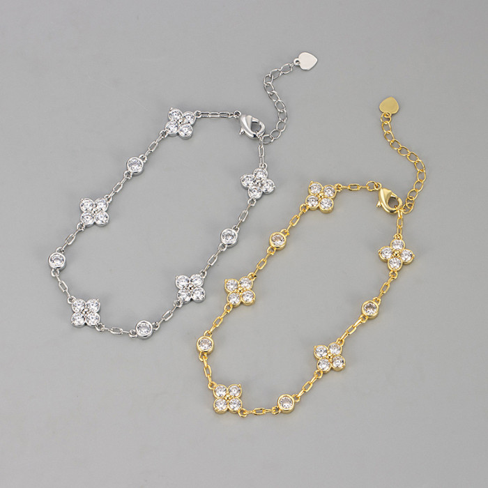 French-style Stone-Encrusted Four-leaf Clover Bracelet for Women, Featuring a Light Luxury Fashion Style and a High...