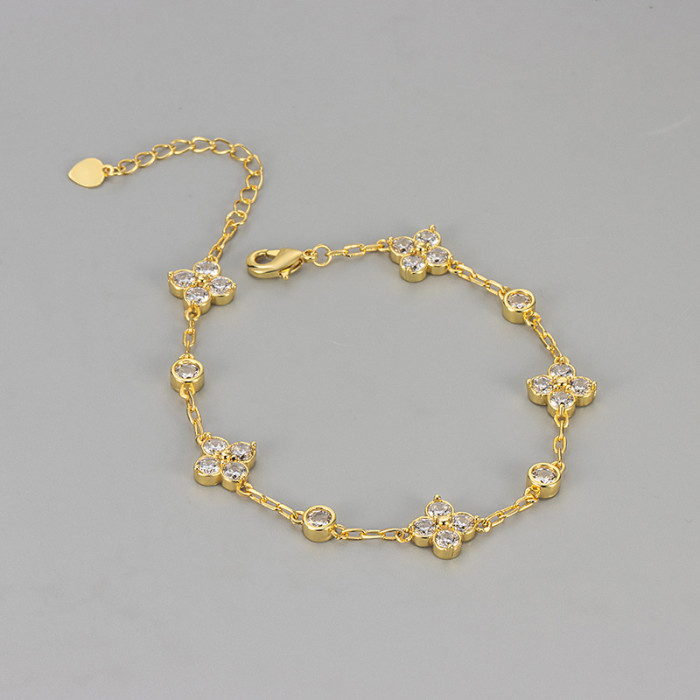 French-style Stone-Encrusted Four-leaf Clover Bracelet for Women, Featuring a Light Luxury Fashion Style and a High...