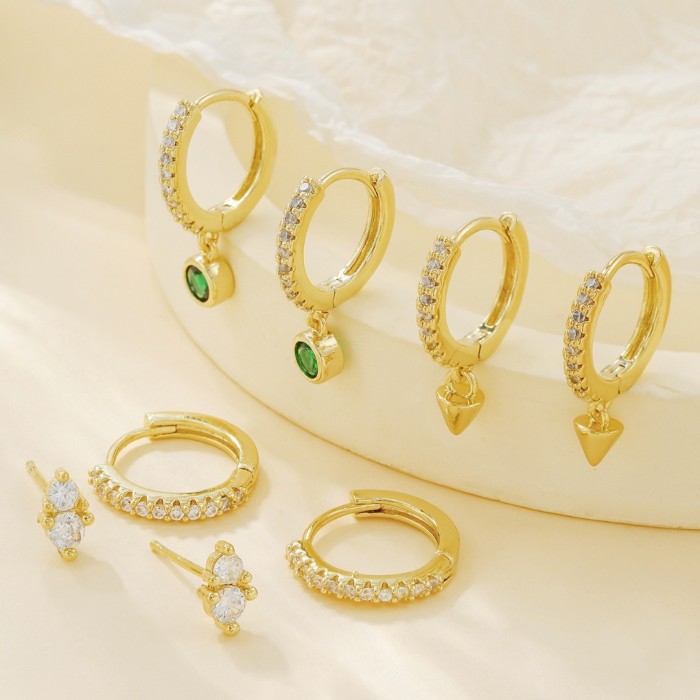Japanese and Korean Style Elegant Emerald Round Zircon Earrings, Unique and Creative Trendy Ear Cuffs, S925 Silver Ne...