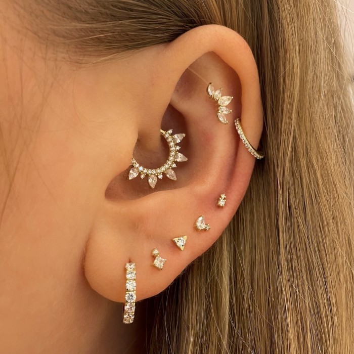 Copper-plated 18K Gold Earrings, Unique Niche Earrings Inlaid with Zircon, Ultra-shiny Piercing Stud Set, Jewelry Set...