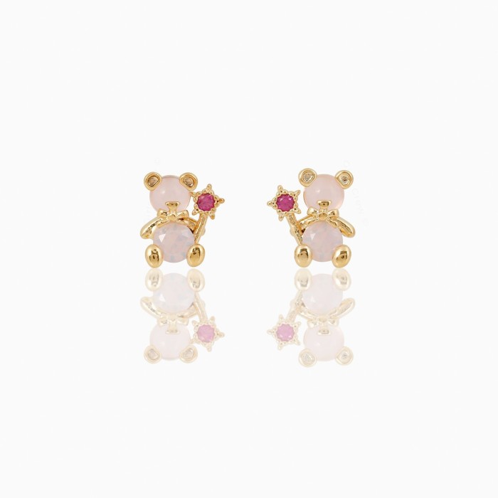 Ins-style 925 Silver Needle Earrings for Women, Exquisite and Sweet Floral Wreath Heart-shaped Zircon Earrings, High-...