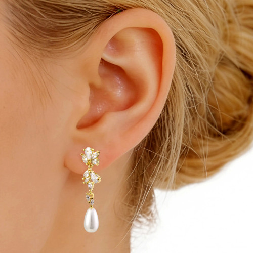 Ice Crystal Zircon Earrings for Women, Exquisite and Ethereal Bridal Pearl Pendant Earrings, Elegant and Stylish Earr...