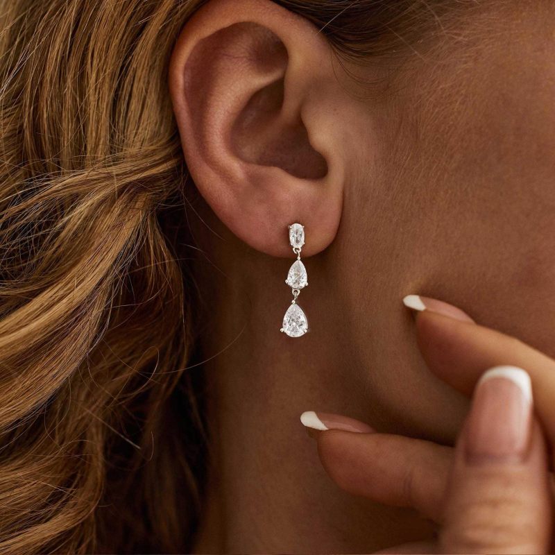Light Luxury Water Drop Zircon Pendant Earrings, Ultra-shiny, Fashionable, Elegant, High-end Bridal Tassel Earrings f...