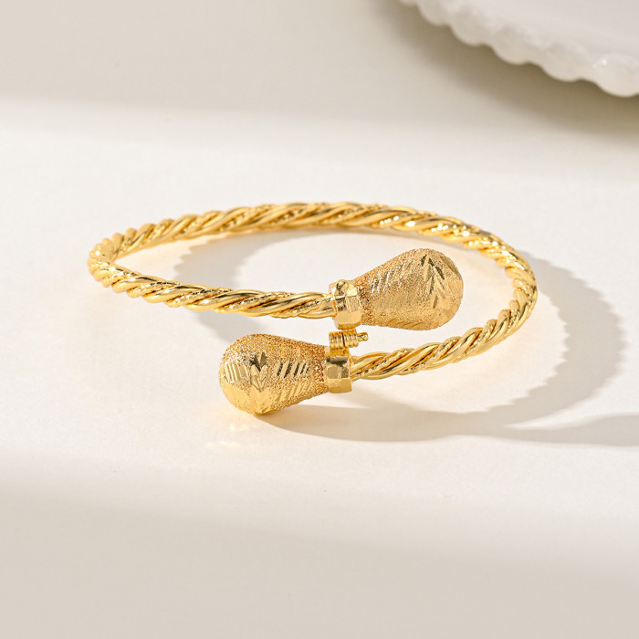 Bestseller 24K Gold Spherical Twisted Open Bangle Versatile Fashionable Luxurious High-End Feel, Bracelets