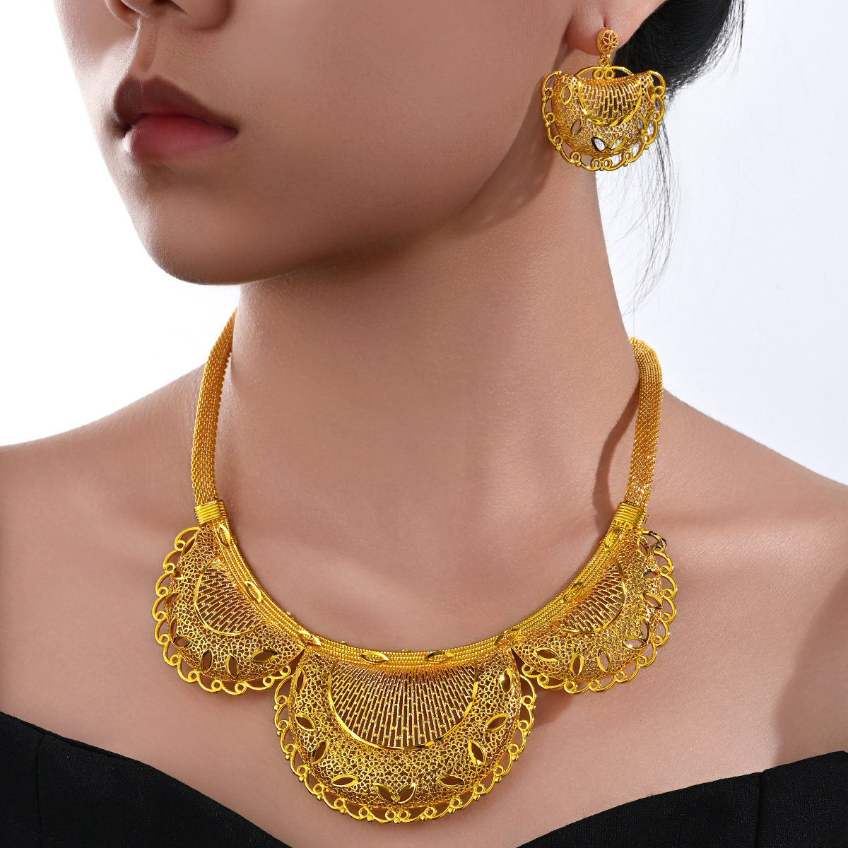 personalized engraved jewelry faq gold flower necklace earrings custom