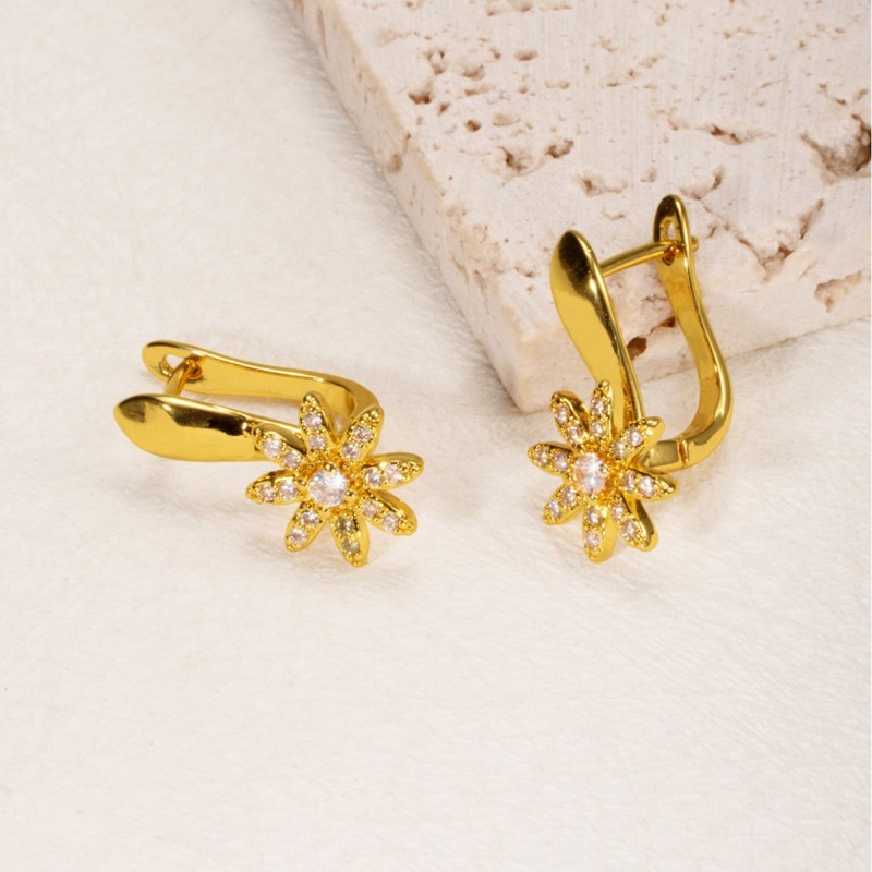 New Copper Micro-inlaid Zircon Flower Earrings with a High-end Feel, Creative French Vintage Gold Plated Earrings, 24...