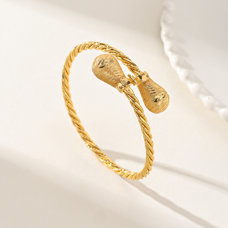 Bestseller 24K Gold Spherical Twisted Open Bangle Versatile Fashionable Luxurious High-End Feel, Bracelets