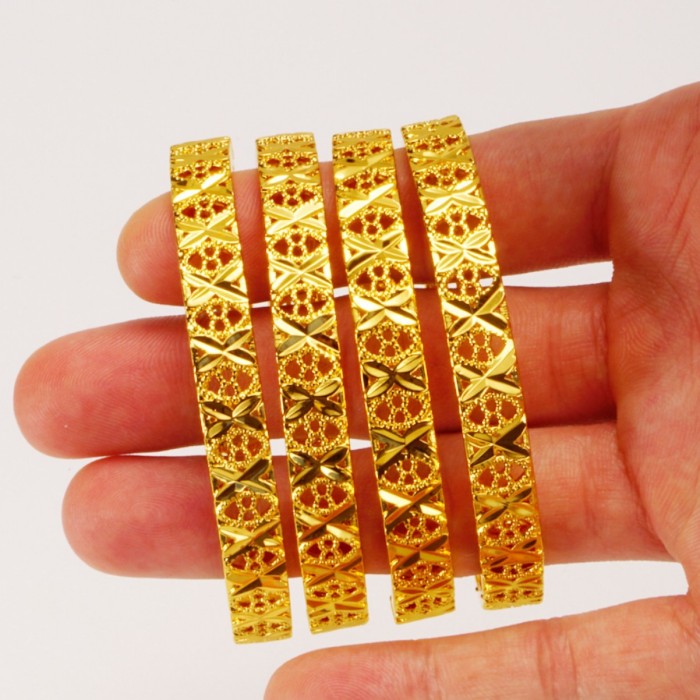 Huixing Cross-Border Gold-Plated Copper Bracelet Dubai Bridal Indian Light Luxury Style Women's Wedding Sand Gold Bracelet Jewelry Wholesale