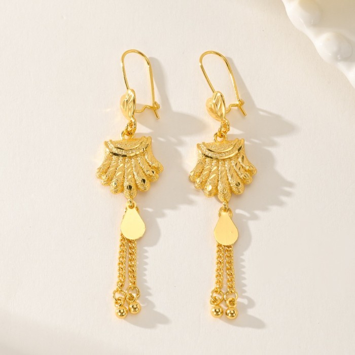 Gold-plated earrings with a high-end feel, niche women's earrings that do not fade, imitation gold metal tassel earrings, cross-border copper accessories