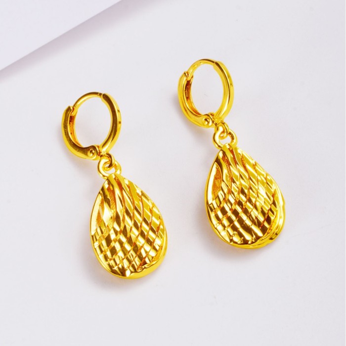 Huixing Cross-Border Water Drop Gold-Plated Earrings, Non-Fading, Vintage Bridal Fashion Earrings with a High-End Feel, Vietnamese Gold Earrings for Women