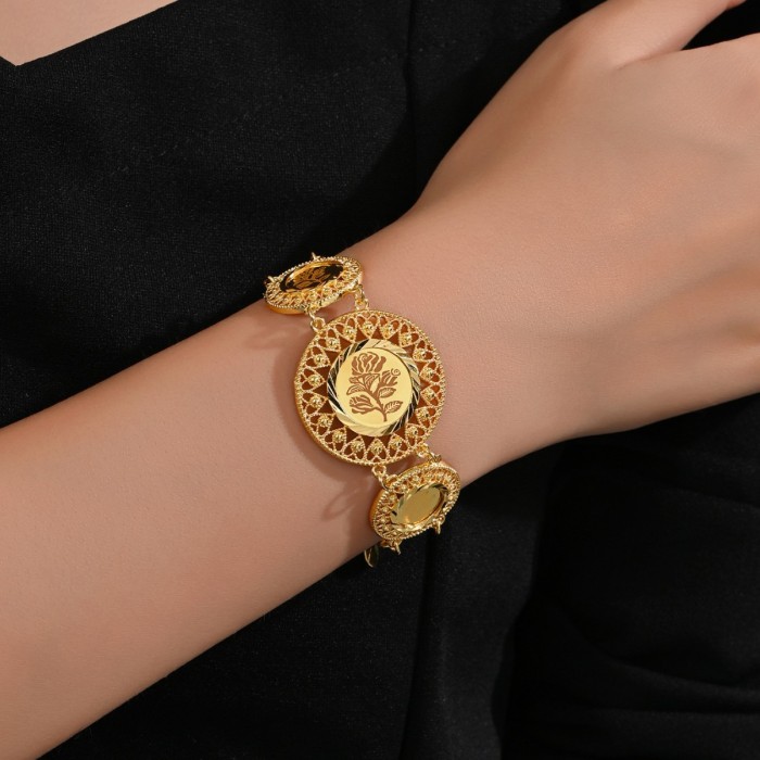 Rose Pattern Round Clasp Gold Plated Bracelet for Women, Middle East Luxury Jewelry Wholesale