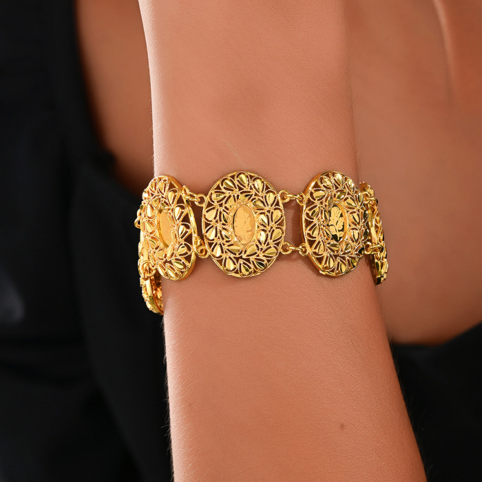 Rose Pattern Round Clasp Gold Plated Bracelet for Women, Luxury Jewelry Wholesale