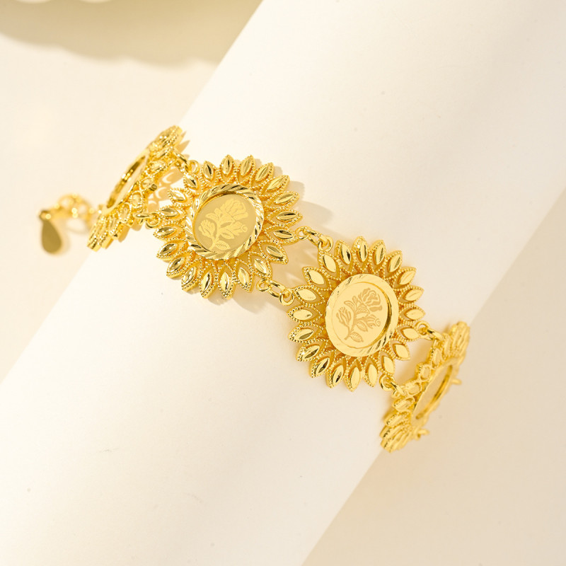 Rose Pattern Round Clasp Gold Plated Bracelet for Women, Luxury Jewelry Wholesale