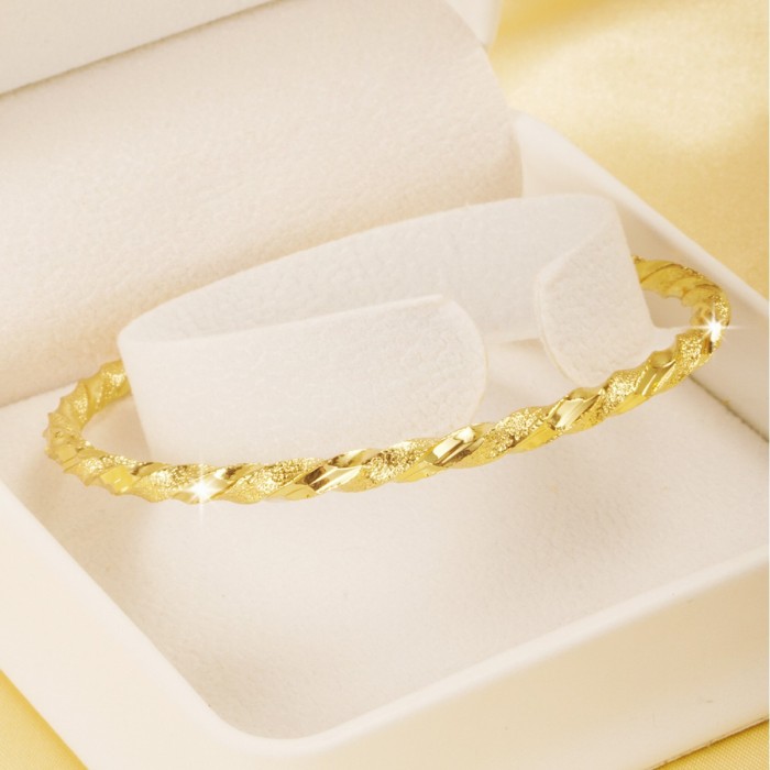 Closed Cuff Gold Plated Bangle Bracelet for Women, Vietnamese Middle East Jewelry Wholesale