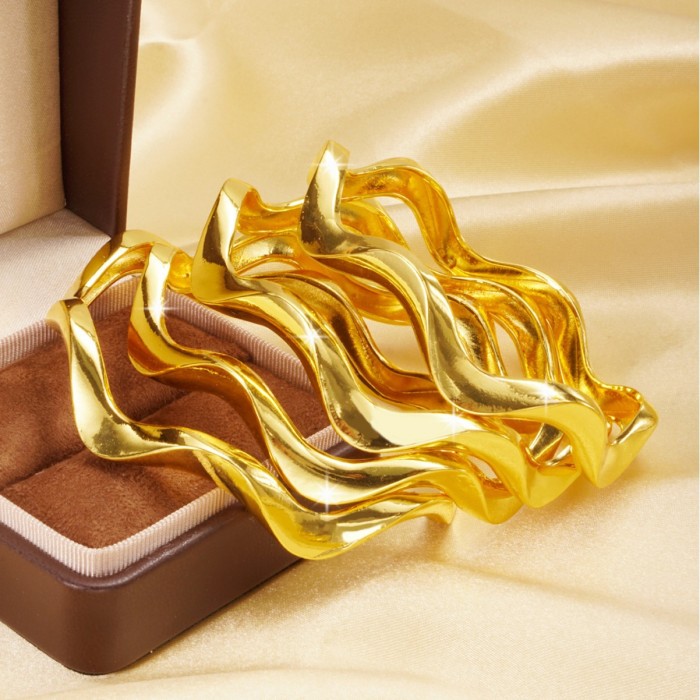Brass Gold Plated Bangle Bracelet for Women, European Luxury Fashion Jewelry Wholesale