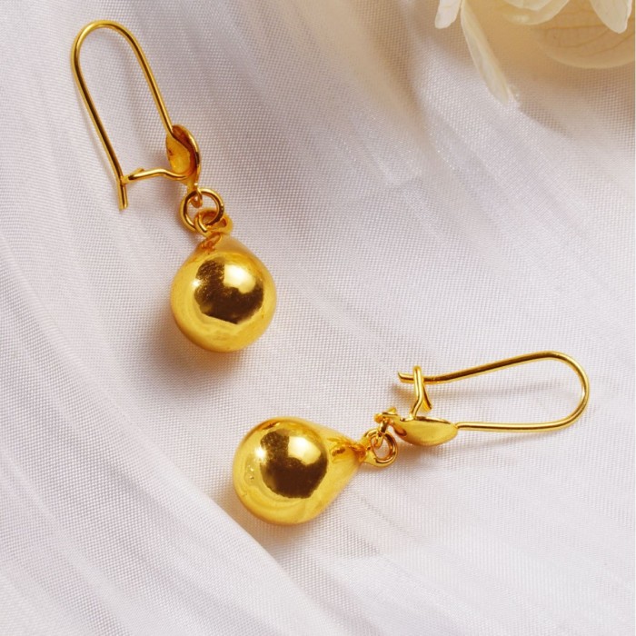 Water Drop Gold Plated Earrings for Women, European Minimalist Luxury Jewelry Wholesale