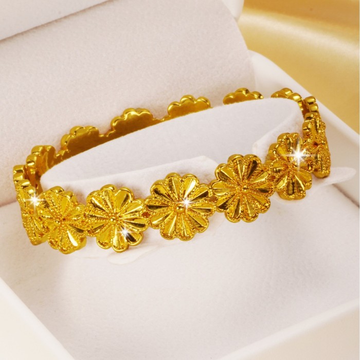 Flower Brass Gold Plated Bangle Bracelet for Women, Dubai European Niche Versatile Jewelry Wholesale