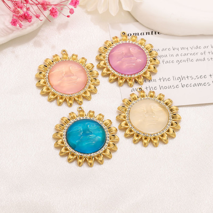 Stainless Steel Pendant for Women, Vintage Royal Jewelry Wholesale