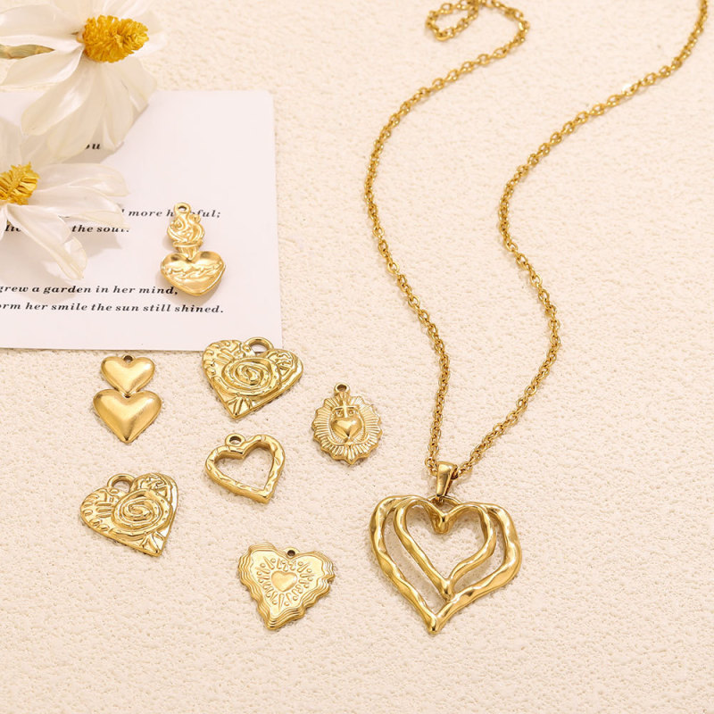 Heart Rose Pattern Stainless Steel Pendant Charm, for DIY Earring & Bracelet & Necklace Making Wholesale