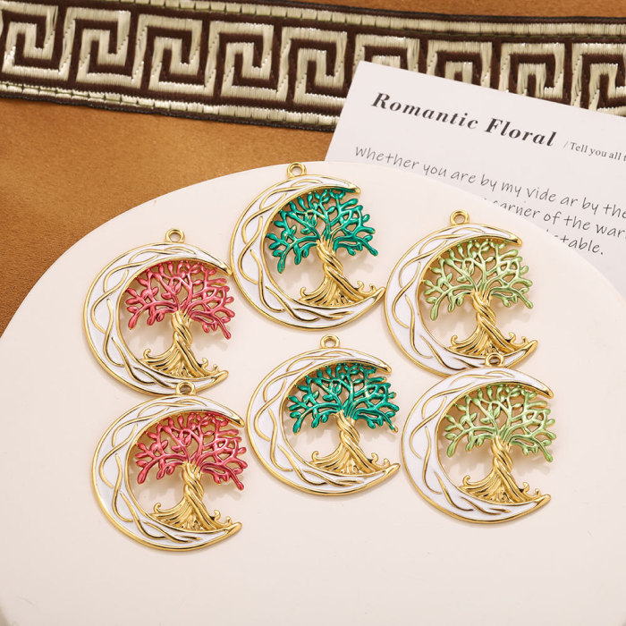 Moon Gold Plated Pendant, for Ladies Daily Wear and Gifts Wholesale