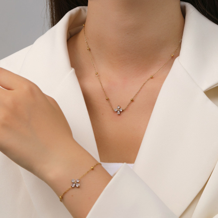 Four-Leaf Clover Flower Rhinestone Stainless Steel Jewelry Set, for Ladies Luxury Versatile Wholesale Jewelry